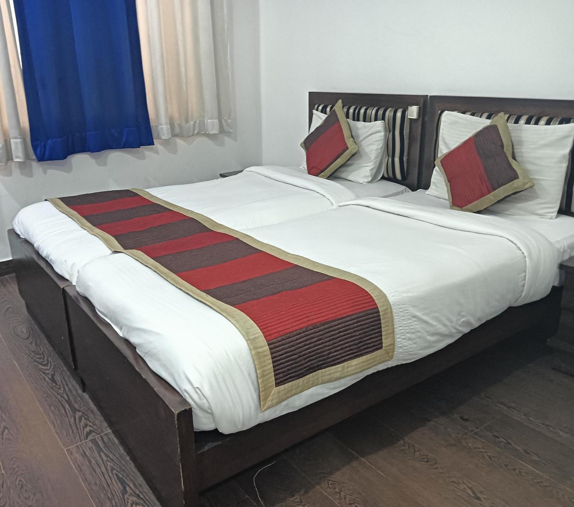 Hotel Palazzo Di Lara Gáziábád Kültér fotó